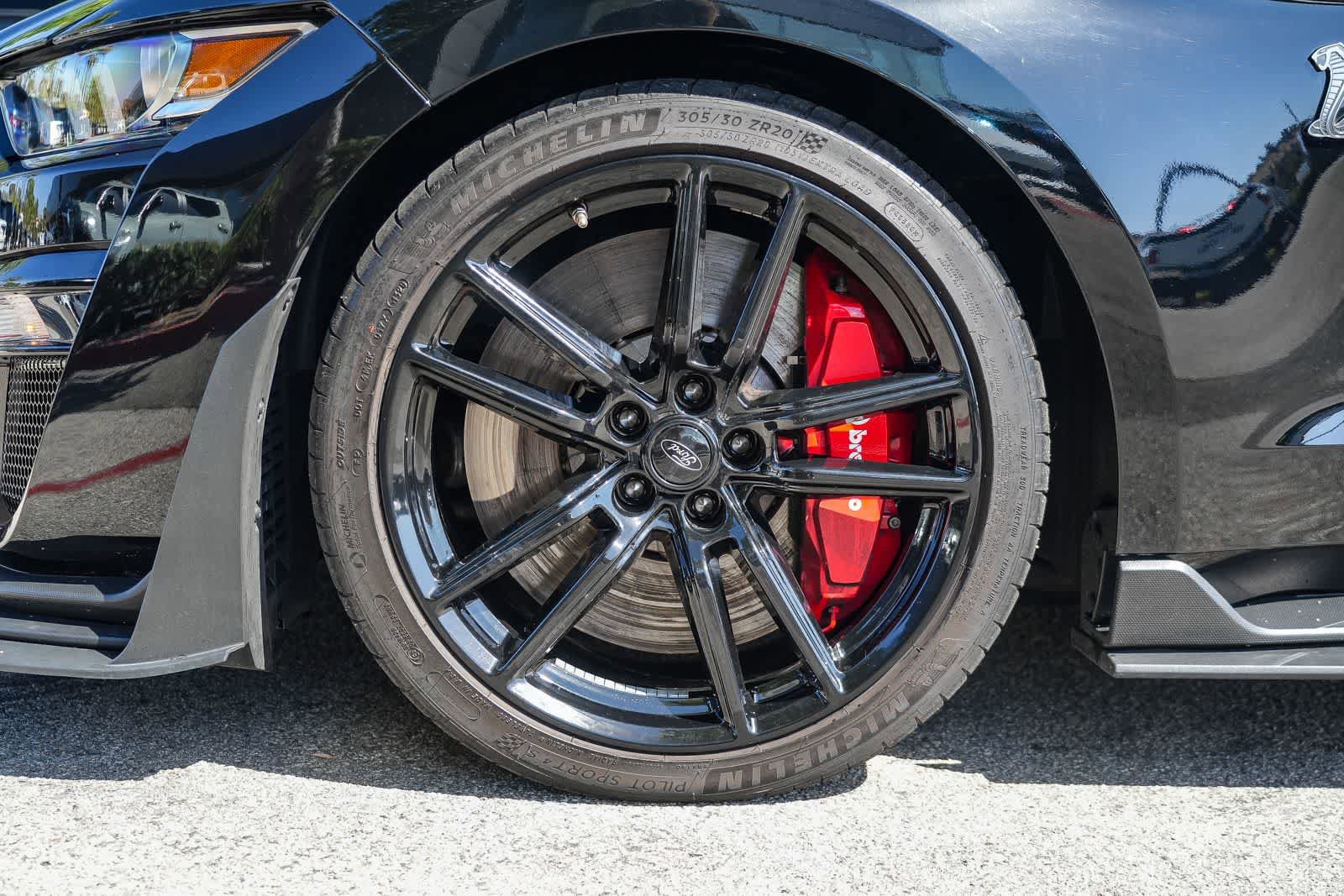 Used 2020 Ford Mustang Shelby GT500 w/ Technology Package RWD image 10