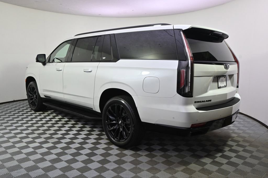 Certified 2024 Cadillac Escalade ESV Sport Platinum w/ LPO, ONYX Package image 3