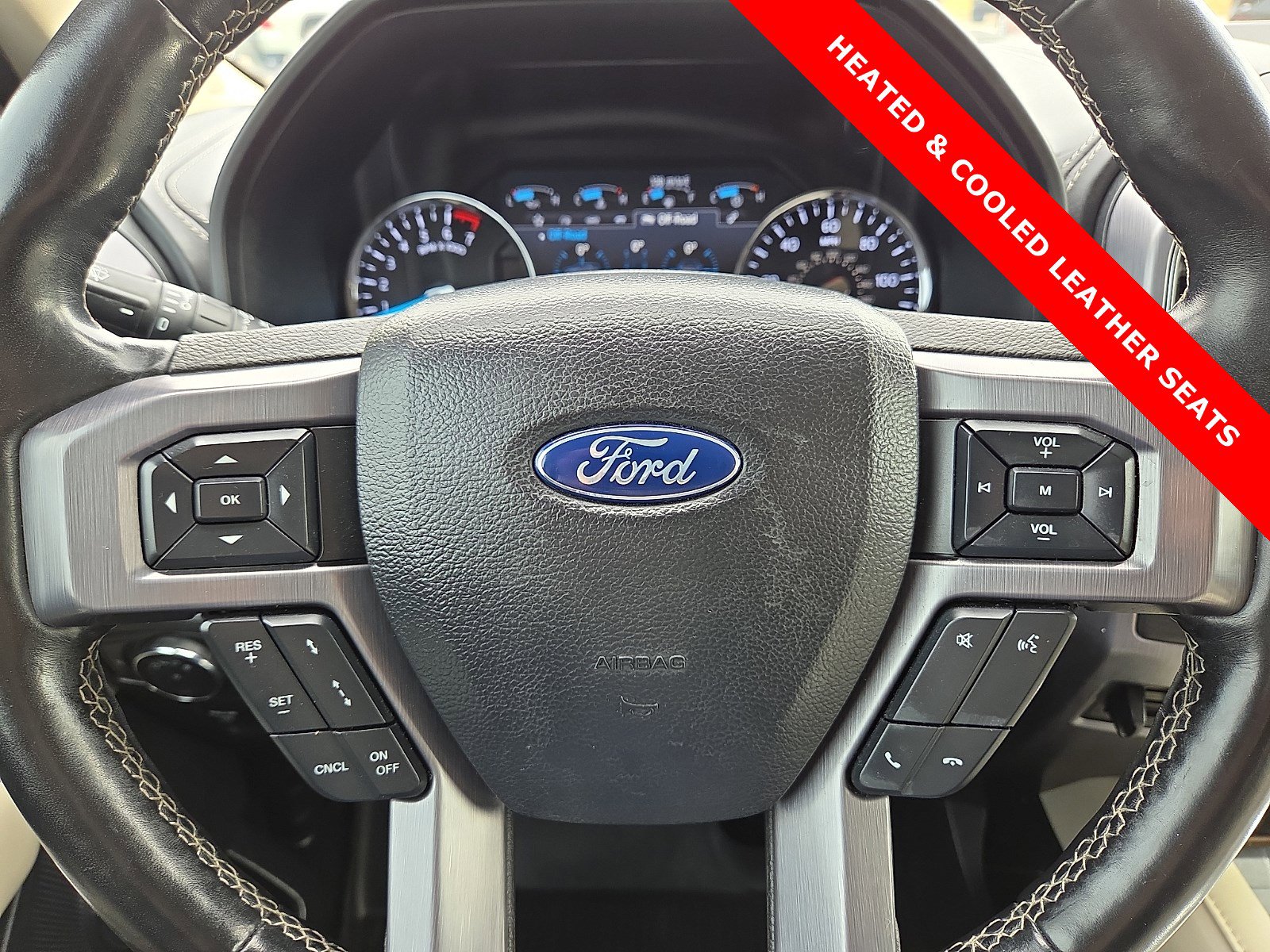Used 2020 Ford Expedition Platinum AWD/4WD image 24