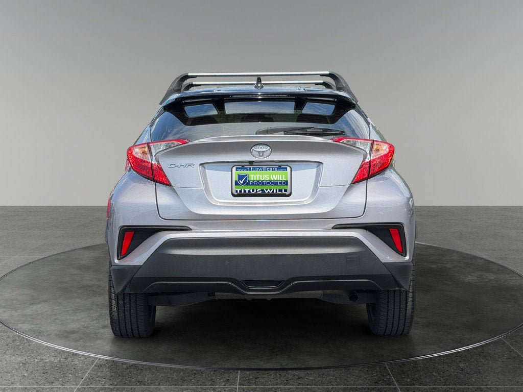Used 2019 Toyota C-HR XLE FWD image 9