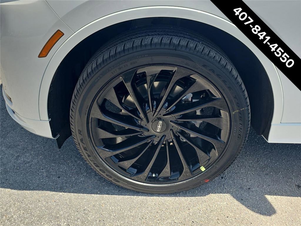 New 2026 Lincoln Aviator Reserve image 8