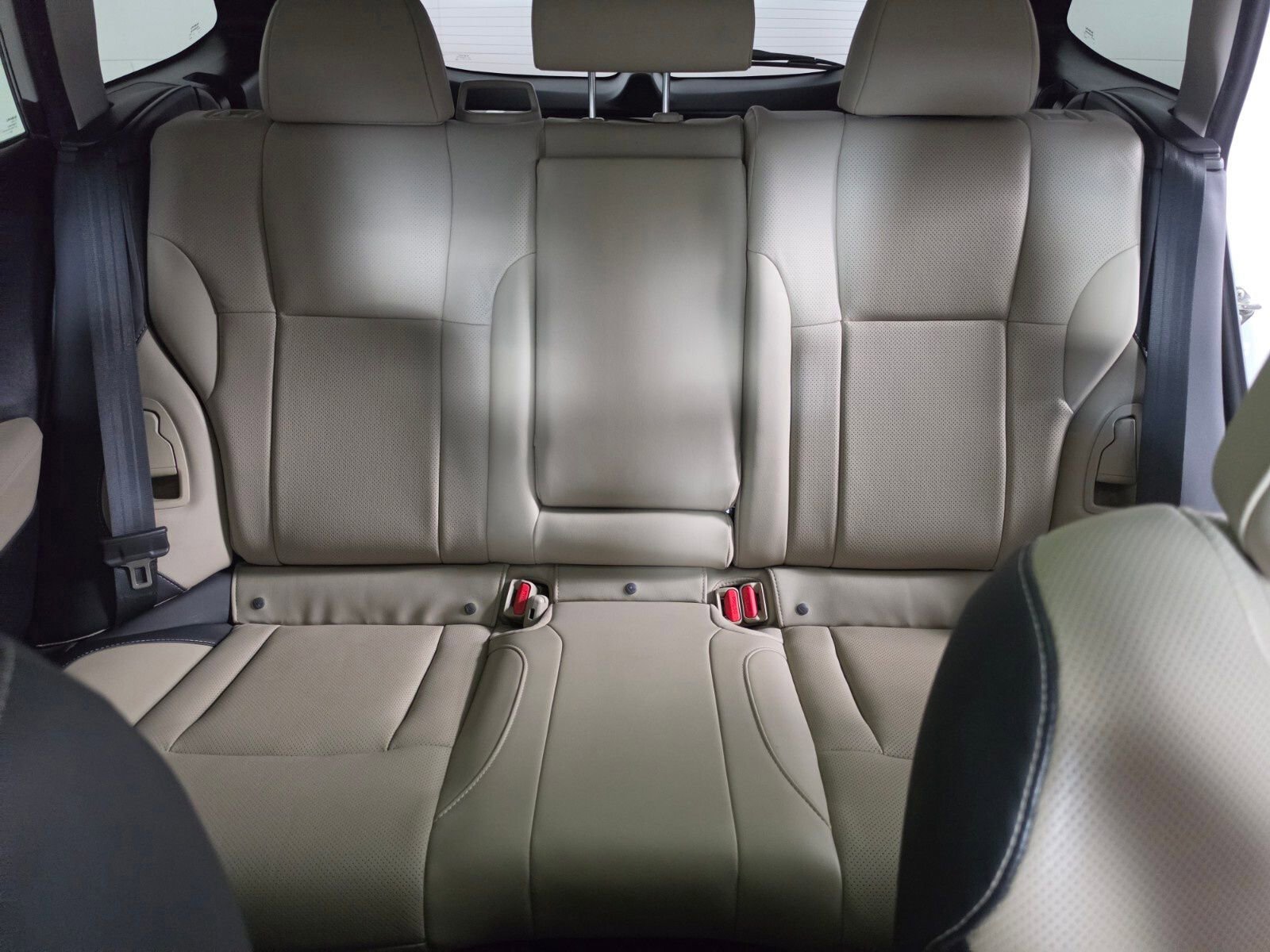 Used 2020 Subaru Outback Limited w/ Popular Package #2 AWD/4WD image 16