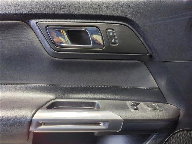 Used 2015 Ford Mustang Coupe image 20