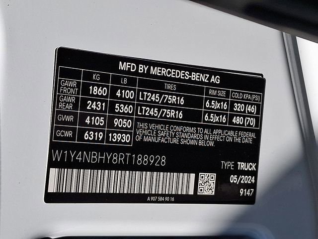 Used 2024 Mercedes-Benz Sprinter 2500 image 25
