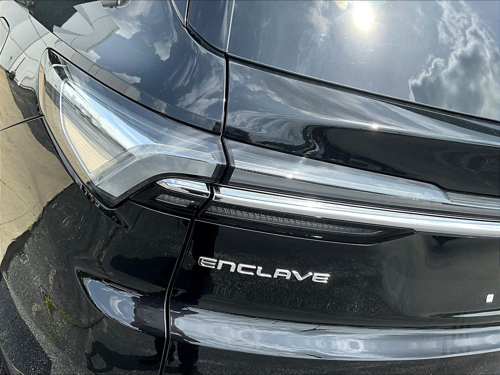 New 2026 Buick Enclave Avenir w/ Super Cruise Package FWD image 15
