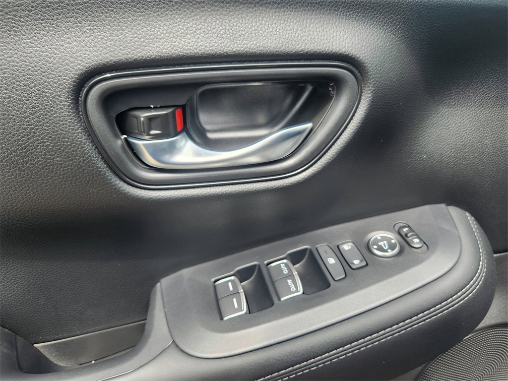 New 2026 Honda HR-V EX-L image 17