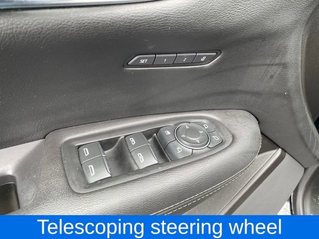 Certified 2022 Cadillac XT5 Premium Luxury image 16