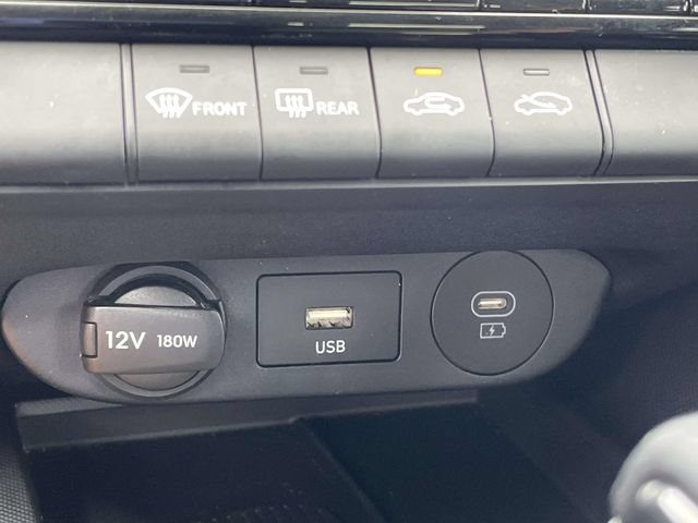 Used 2025 Hyundai Elantra Sport FWD image 19