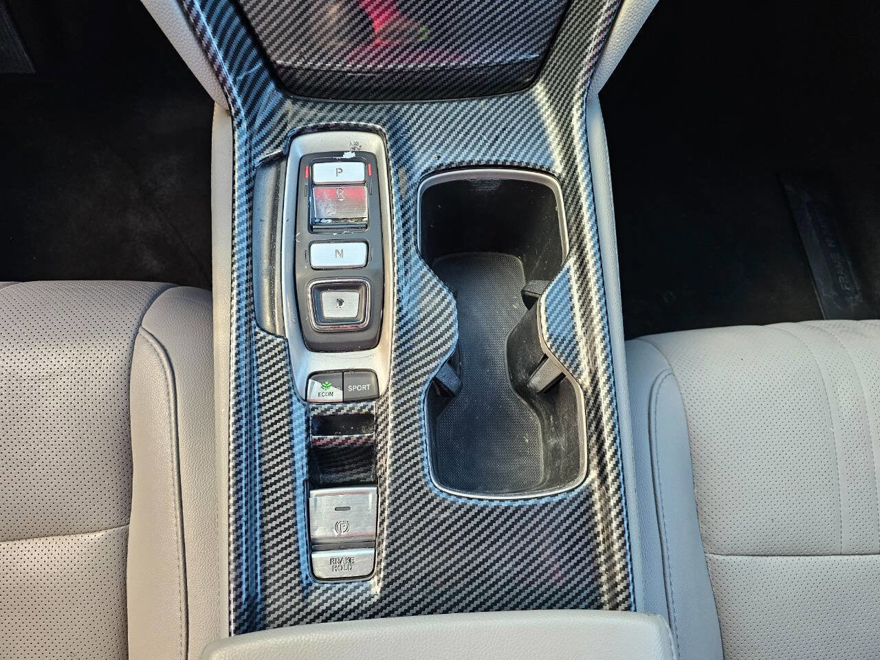 Used 2019 Honda Accord Touring image 27