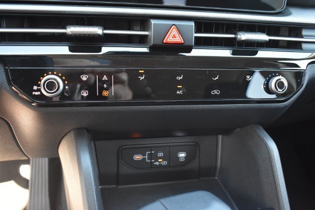 New 2027 Kia Sportage LX FWD image 28