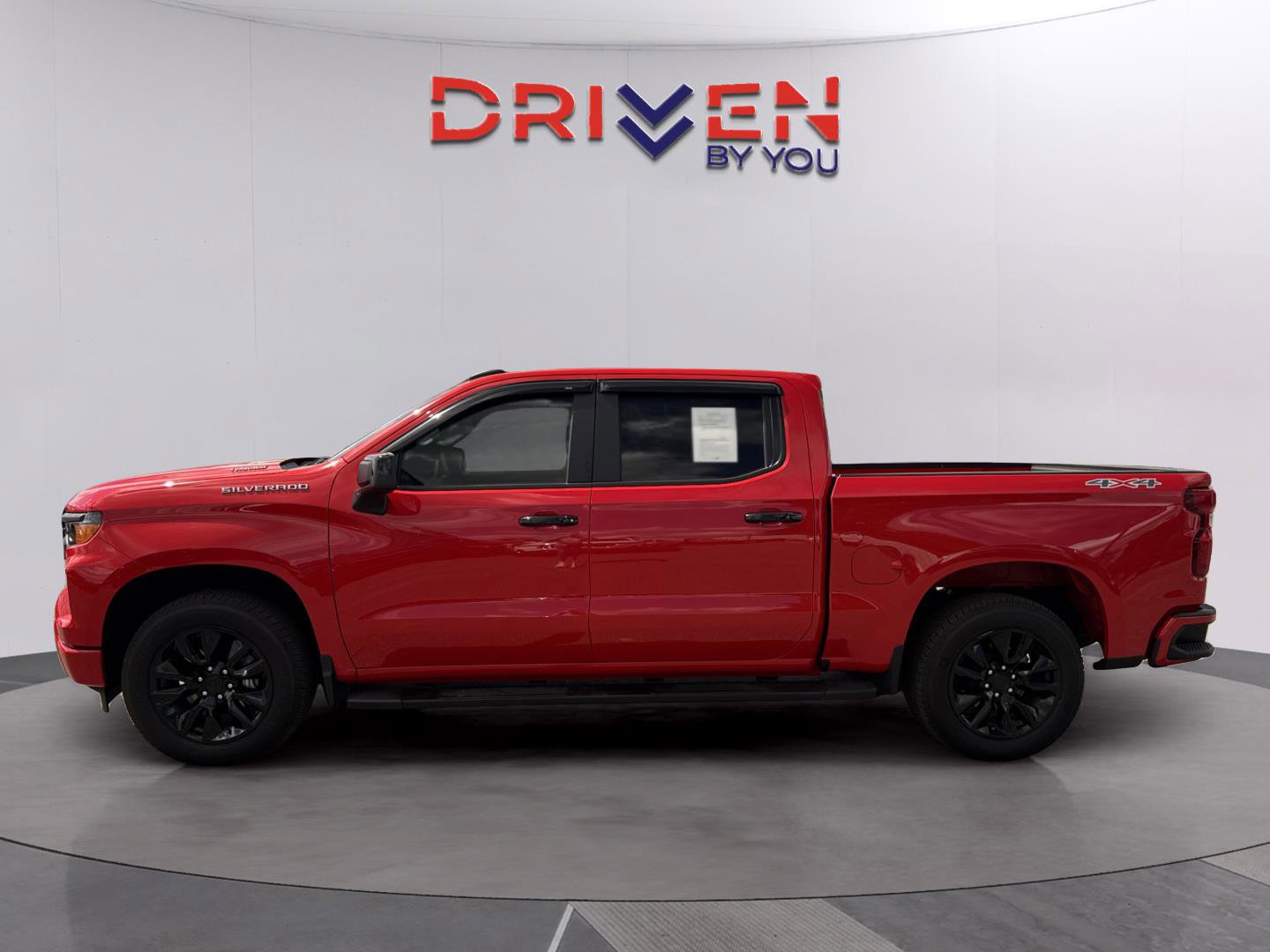 Used 2025 Chevrolet Silverado 1500 Custom image 2