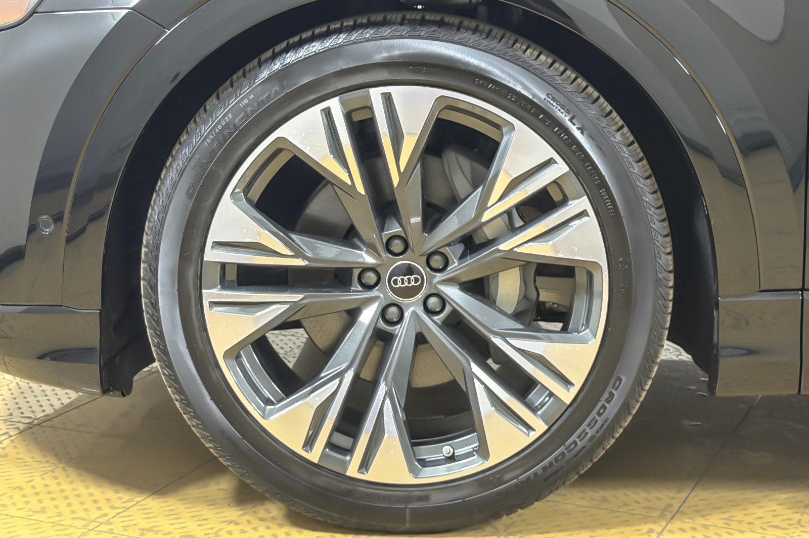 New 2026 Audi Q8 Prestige AWD/4WD image 25