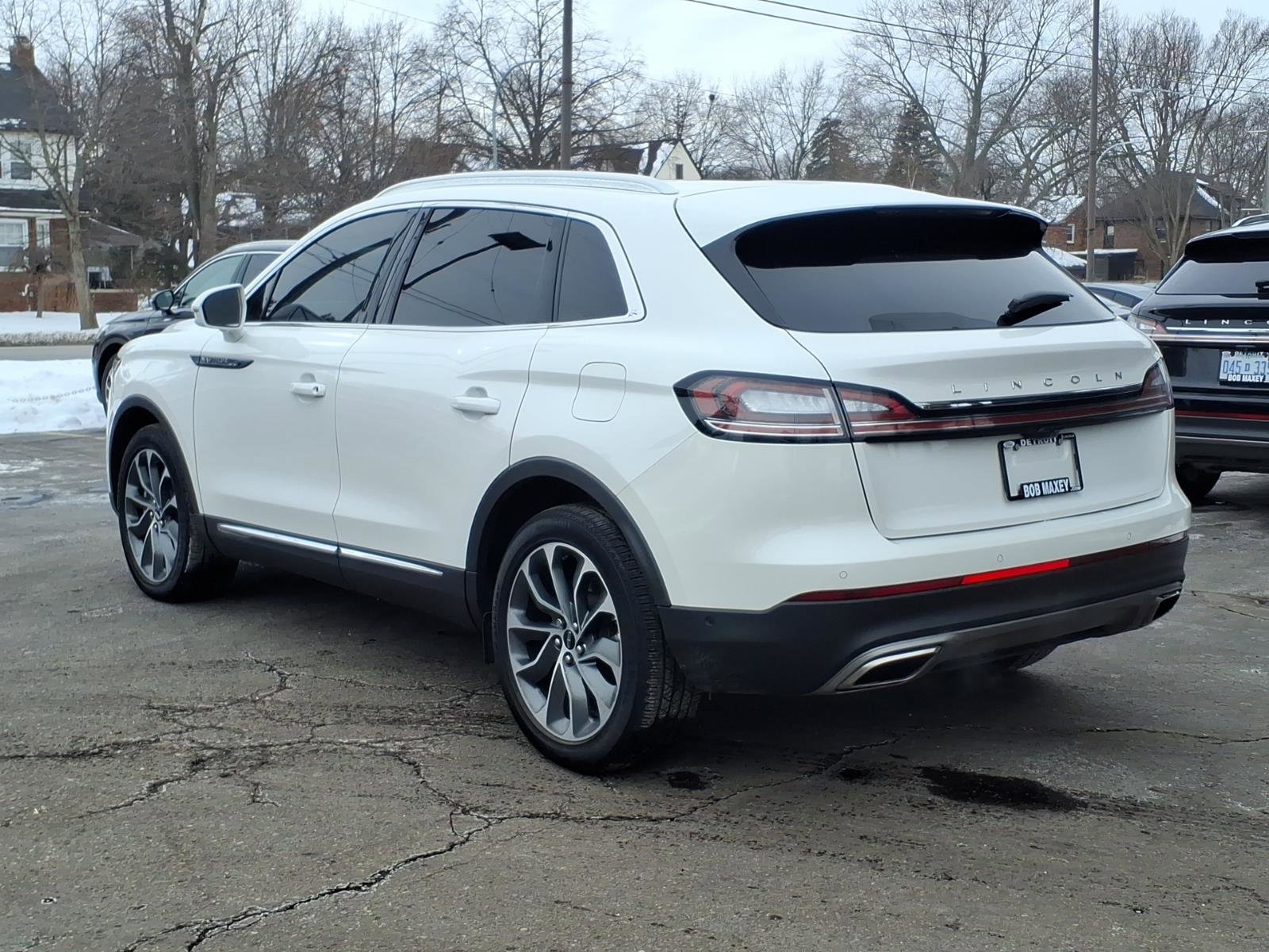 Used 2023 Lincoln Nautilus Reserve w/ Equipment Group 201A AWD/4WD image 6