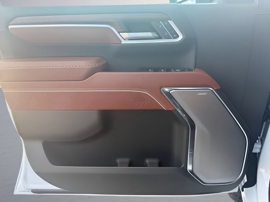 New 2026 GMC Sierra 2500 Denali Ultimate AWD/4WD image 9