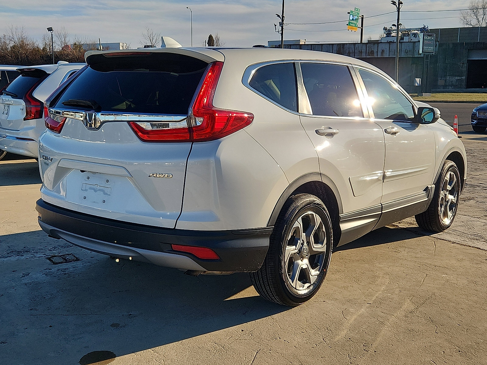Used 2018 Honda CR-V EX-L image 6
