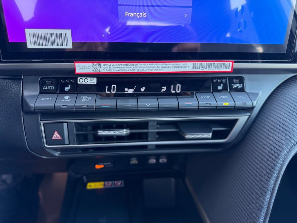 New 2026 Toyota Camry Hybrid AWD/4WD image 18