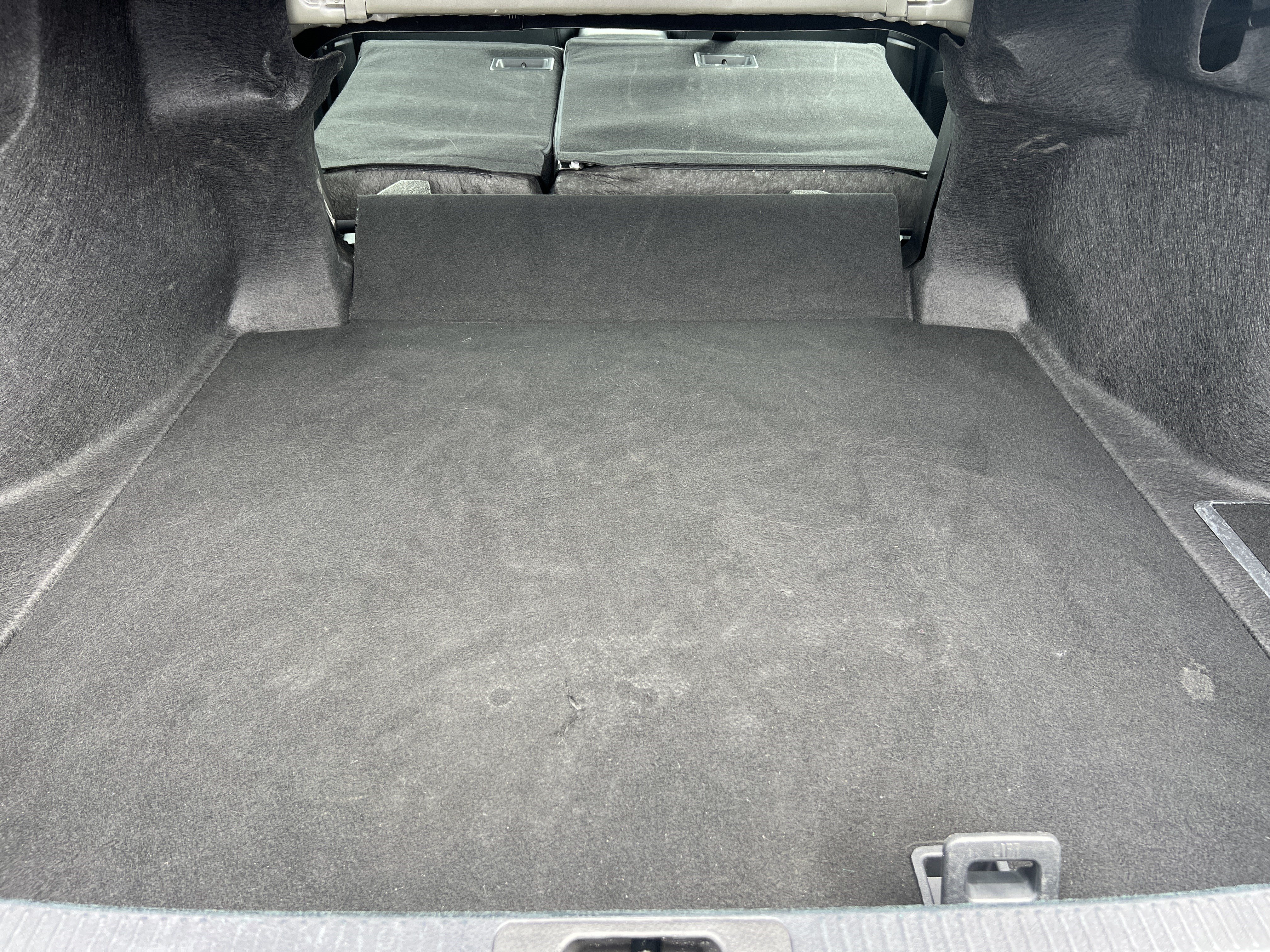 Used 2025 Toyota Camry SE FWD image 19