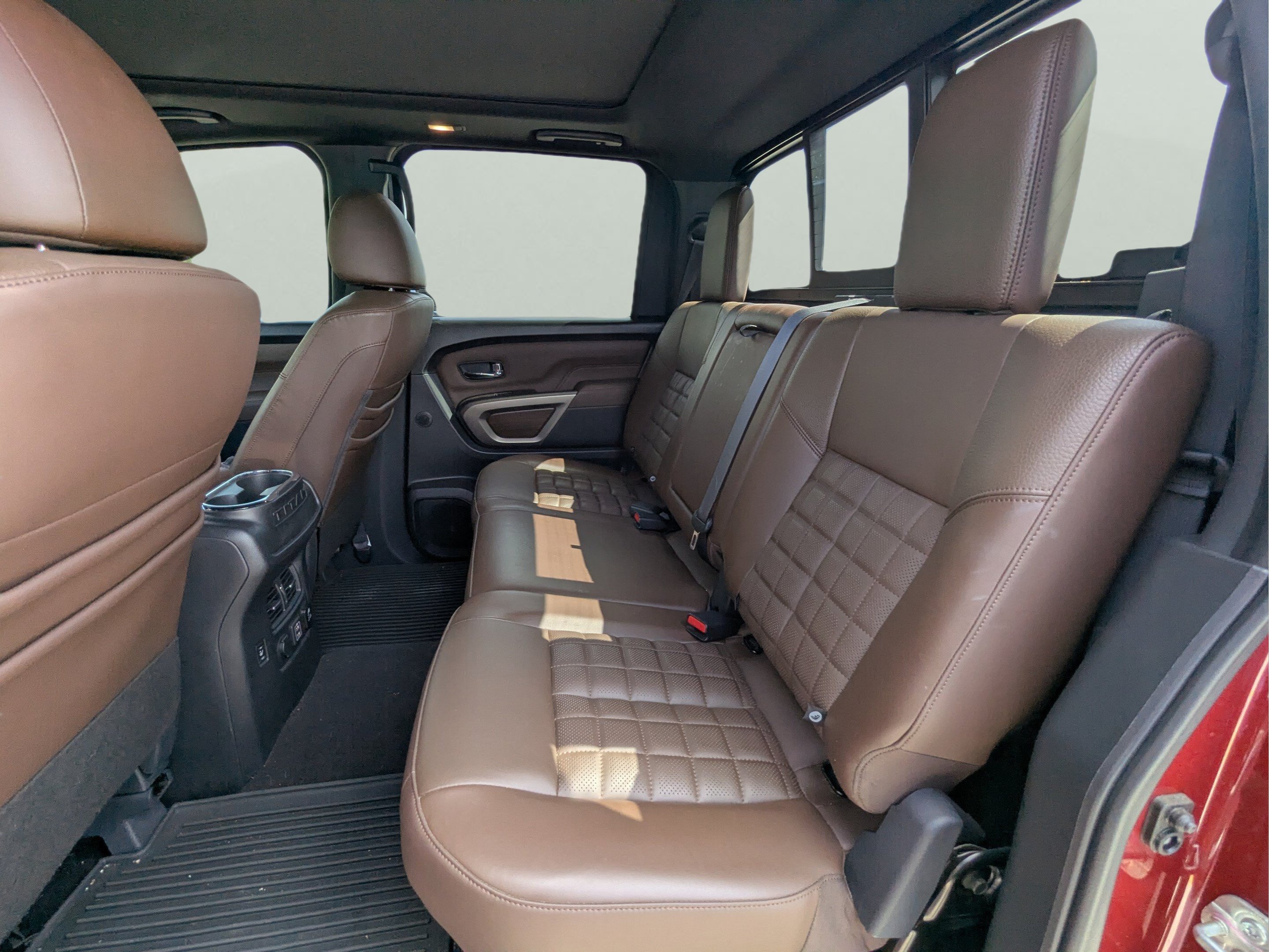 Used 2020 Nissan Titan Platinum Reserve w/ Moonroof Package AWD/4WD image 11