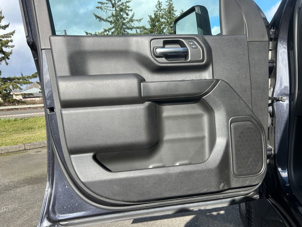 Used 2024 Chevrolet Silverado 2500 Custom w/ Custom Value Package image 22