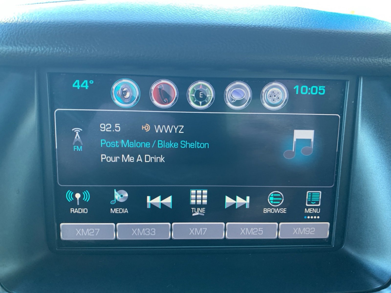 Used 2016 Chevrolet Suburban LTZ image 21