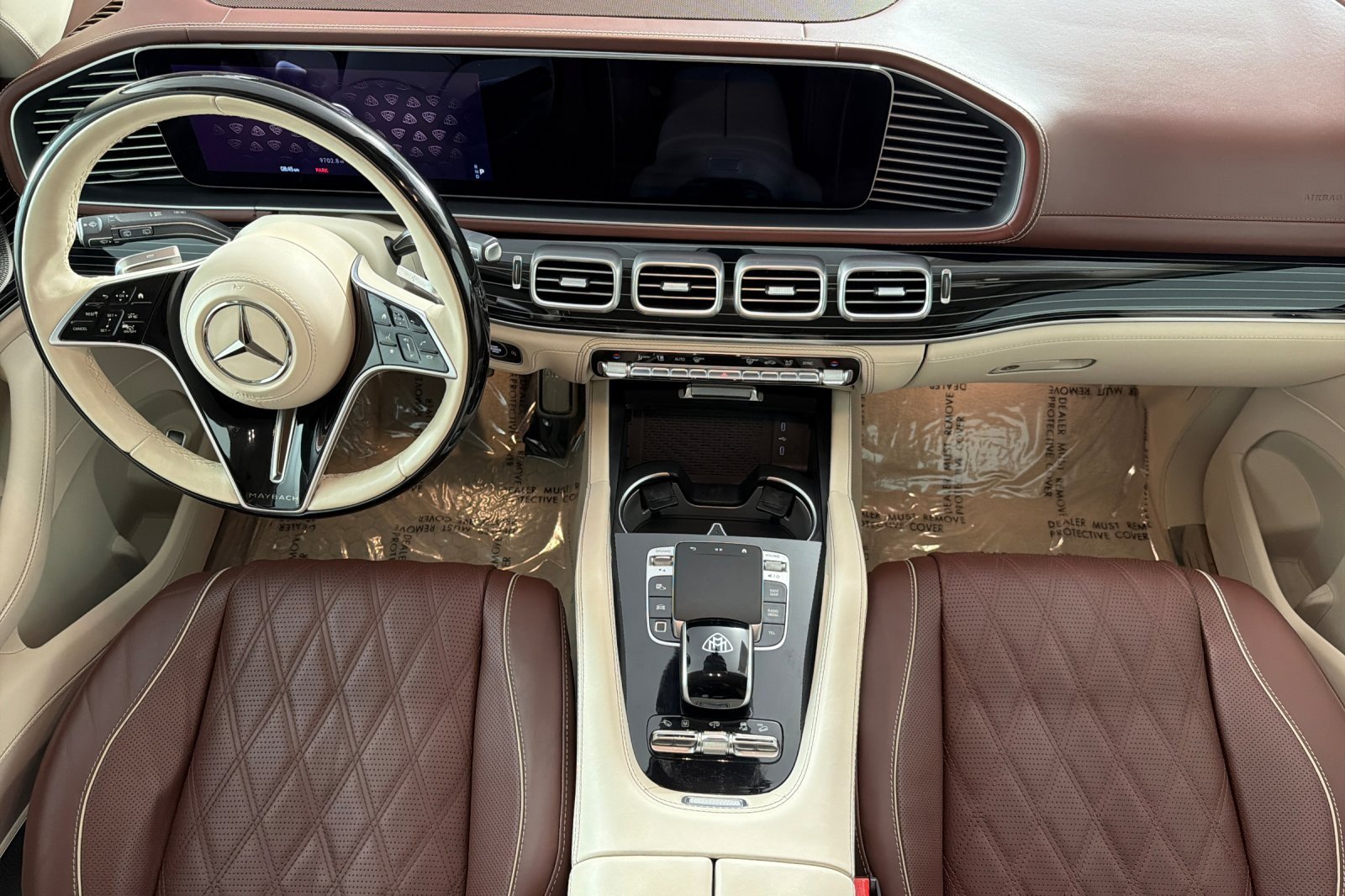 Used 2025 Mercedes-Benz Maybach GLS 600 4MATIC image 12
