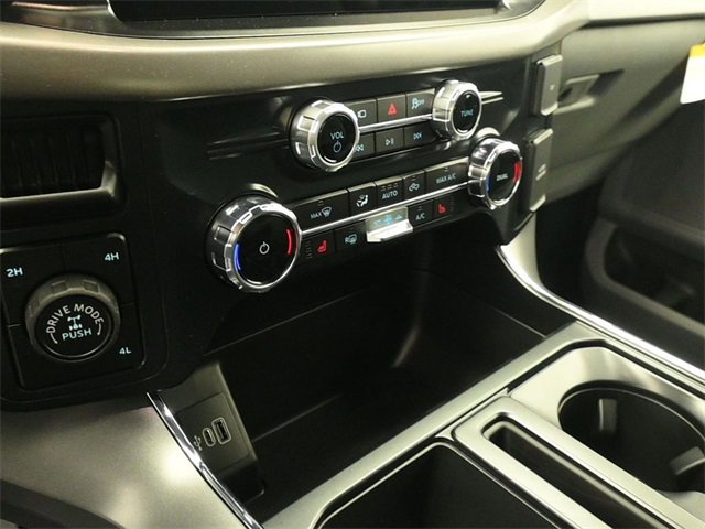 New 2025 Ford F150 XLT w/ Equipment Group 302A MID image 17