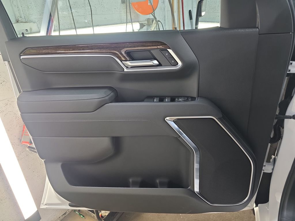 New 2026 GMC Sierra 1500 SLE image 25