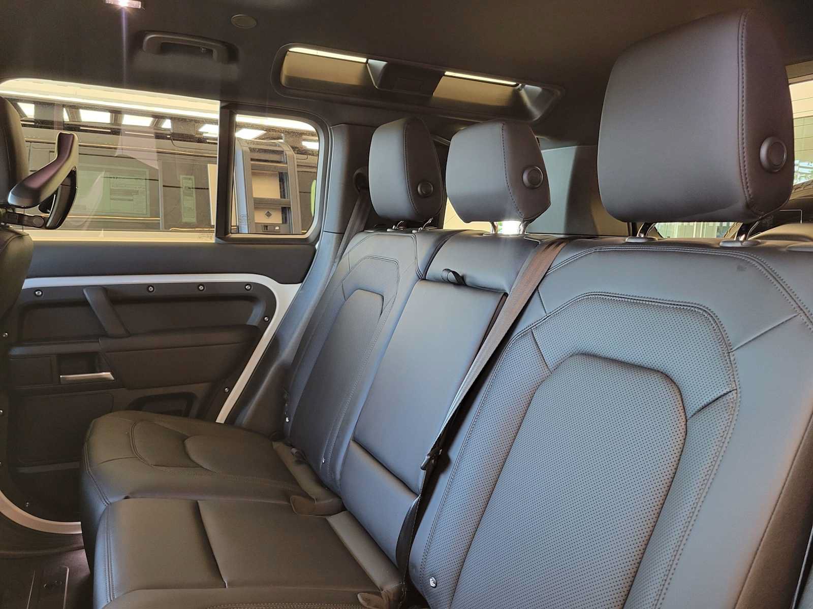 New 2026 Land Rover Defender 110 S AWD/4WD image 17
