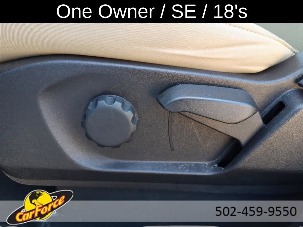 Used 2024 Ford Edge SE image 21