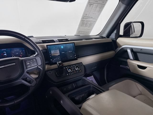 Certified 2022 Land Rover Defender 110 X-Dynamic HSE AWD/4WD image 26