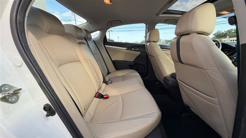 Used 2020 Honda Civic Touring image 40