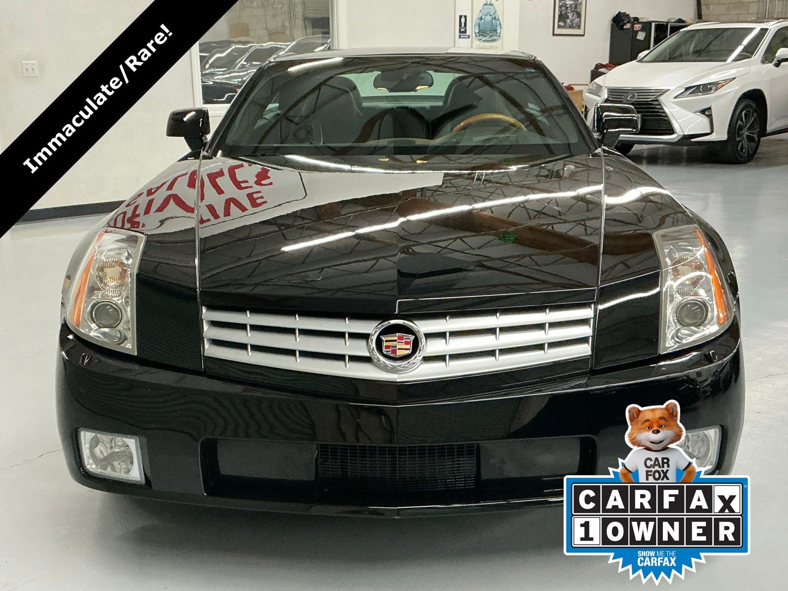 Used 2005 Cadillac XLR image 13