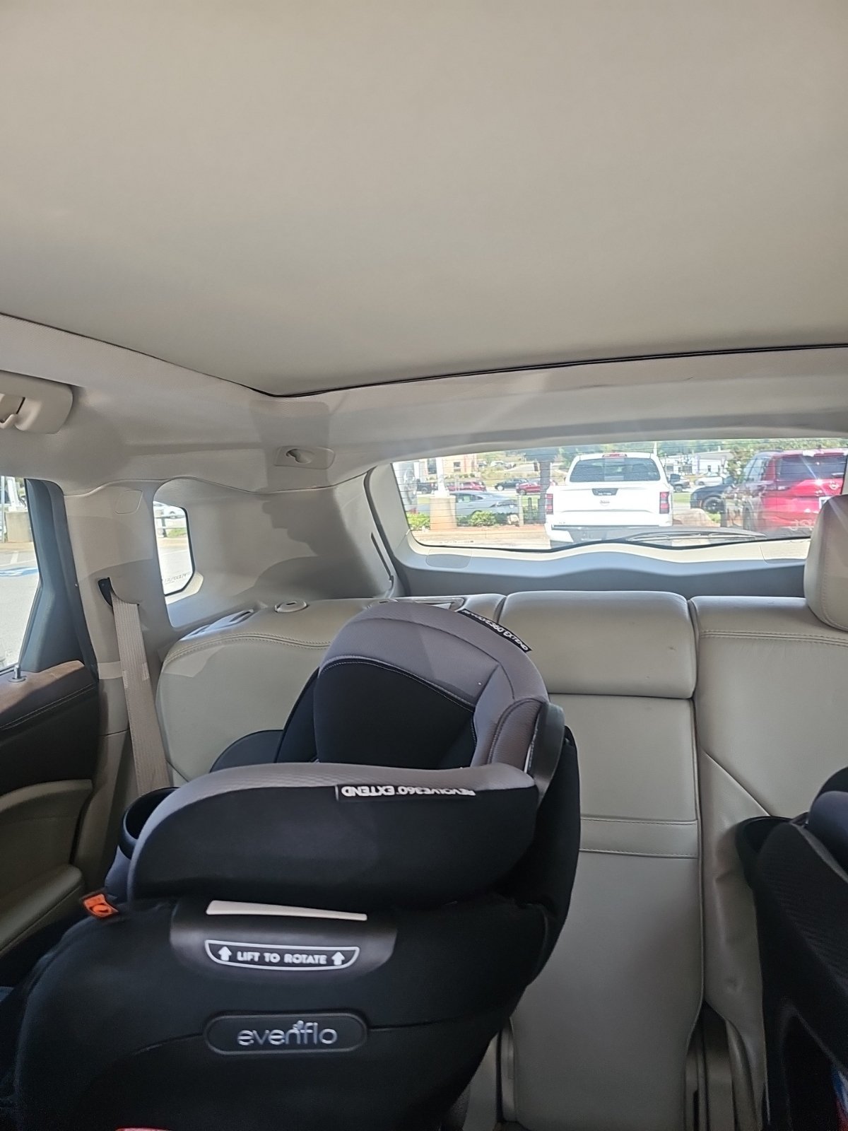 Used 2012 Cadillac SRX Performance FWD image 6