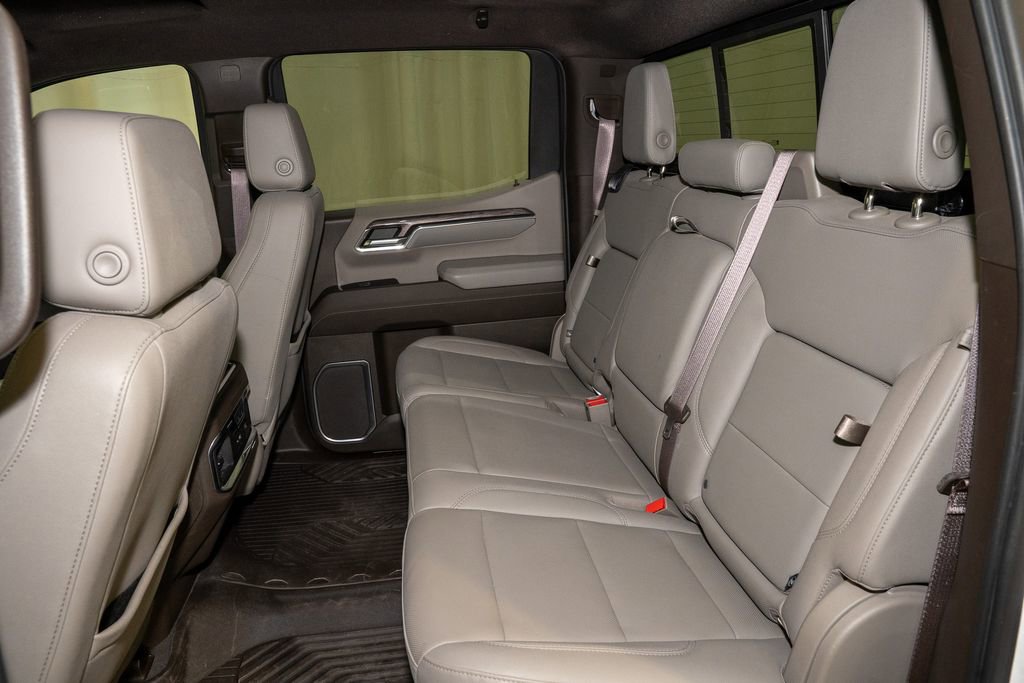 Used 2023 Chevrolet Silverado 1500 LTZ image 8