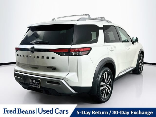 Certified 2024 Nissan Pathfinder Platinum w/ Black Appearance Package AWD/4WD image 10