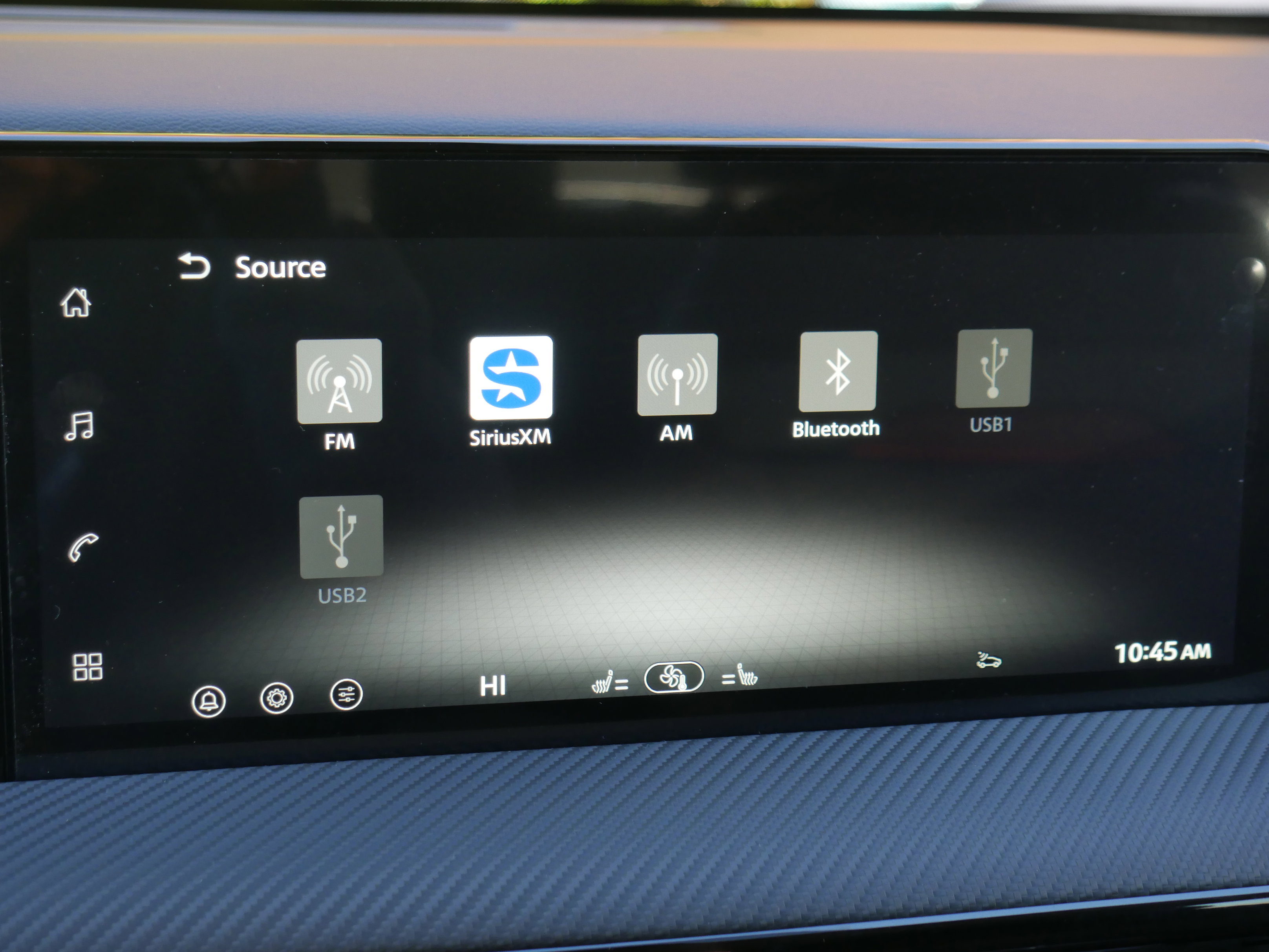 New 2026 Nissan Kicks SR w/ Cold Weather Package image 10