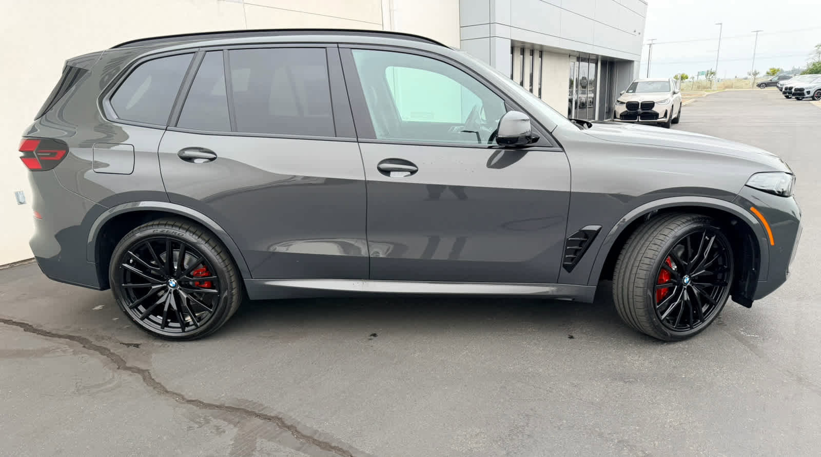New 2026 BMW X5 sDrive40i w/ M Sport Package image 7
