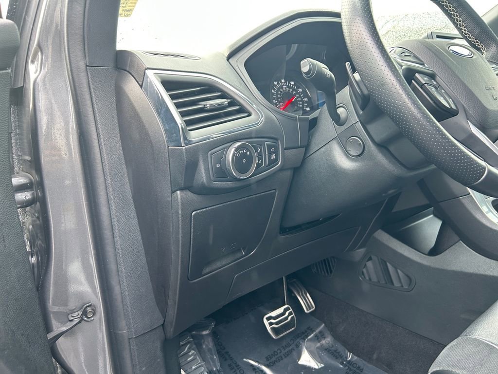 Used 2023 Ford Edge ST w/ Equipment Group 401A AWD/4WD image 21