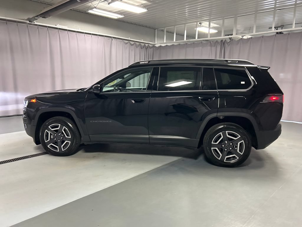 New 2026 Jeep Cherokee Limited AWD/4WD image 4
