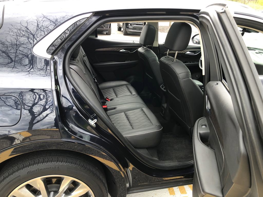 Used 2021 Buick Envision Avenir w/ Technology Package II AWD/4WD image 26