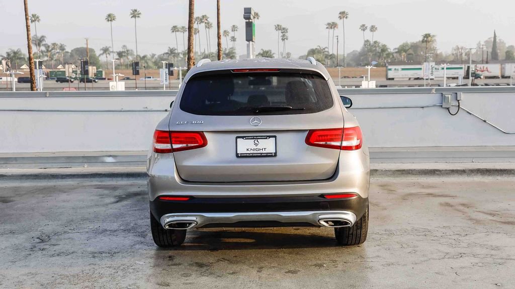 Used 2019 Mercedes-Benz GLC 300 image 8