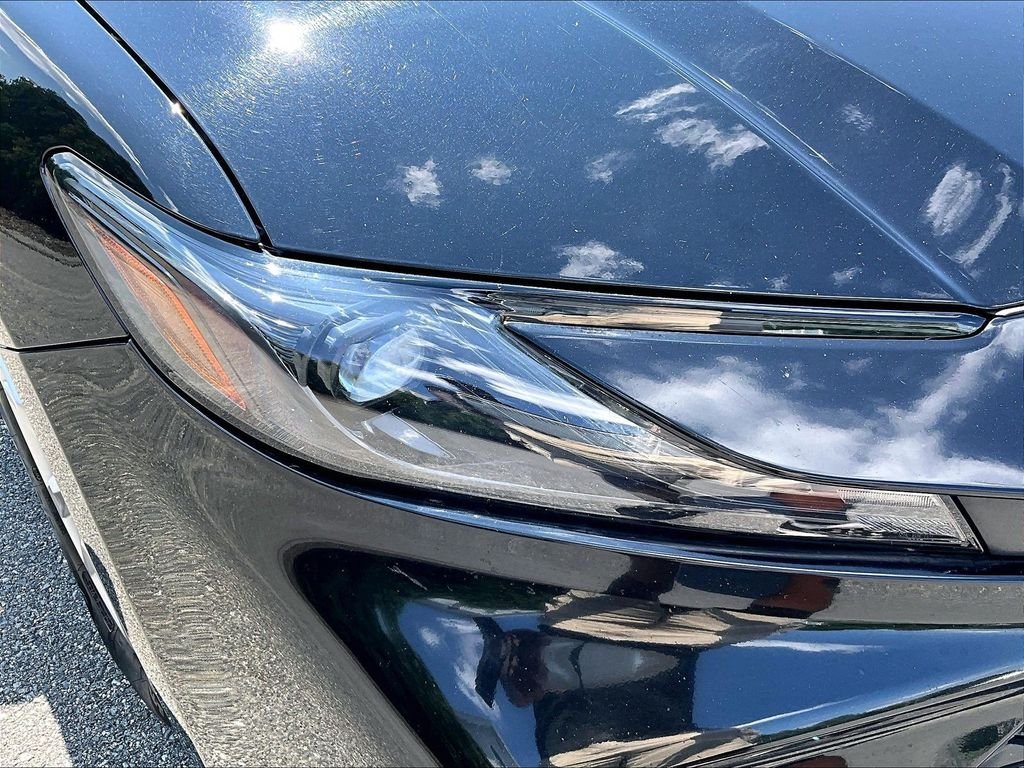 Used 2025 Toyota Camry LE FWD image 33