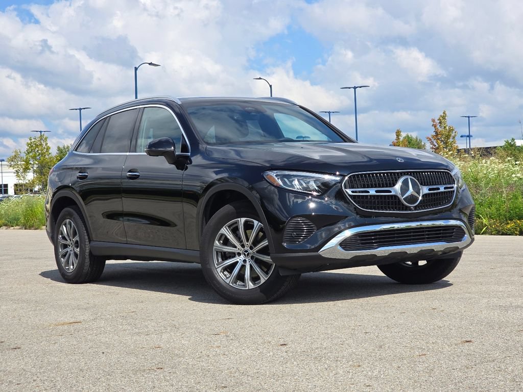 Certified 2026 Mercedes-Benz GLC 300 4MATIC image 2