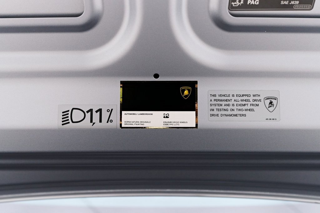Used 2018 Lamborghini Huracan Performante image 24