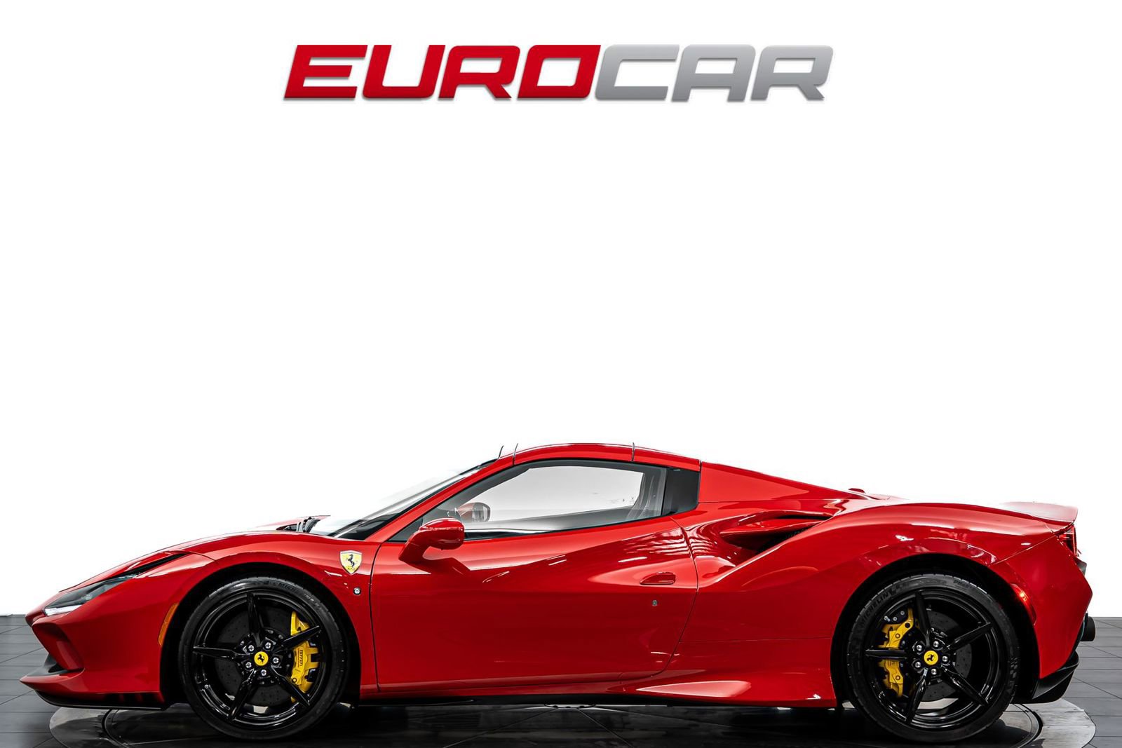 Used 2022 Ferrari F8 Tributo image 3