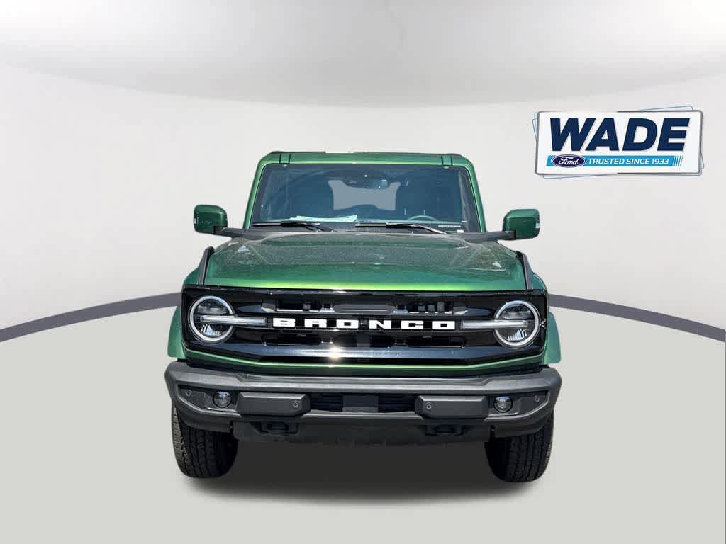 New 2025 Ford Bronco Outer Banks AWD/4WD image 2