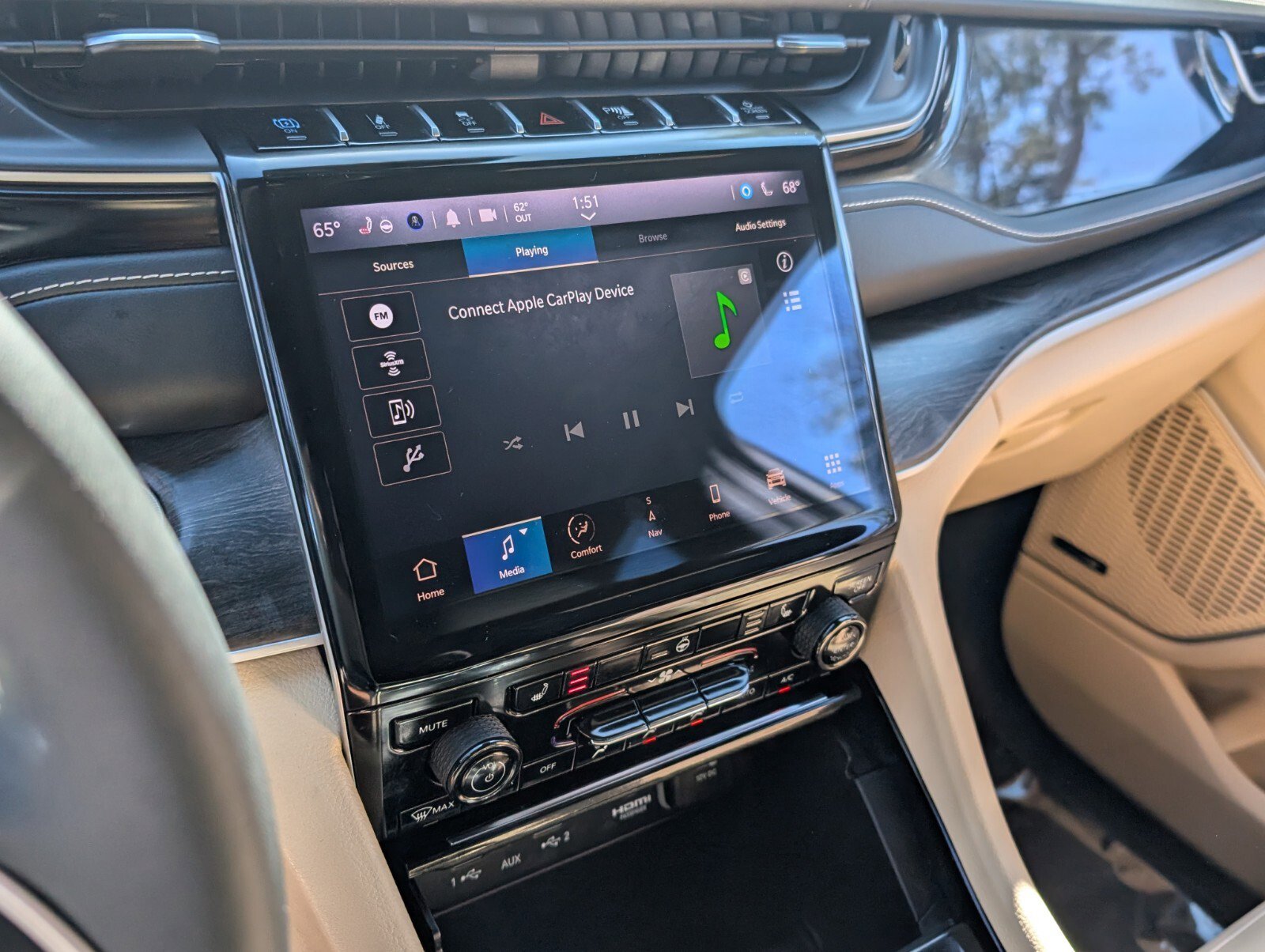 Used 2022 Jeep Grand Cherokee Limited 4xe image 27