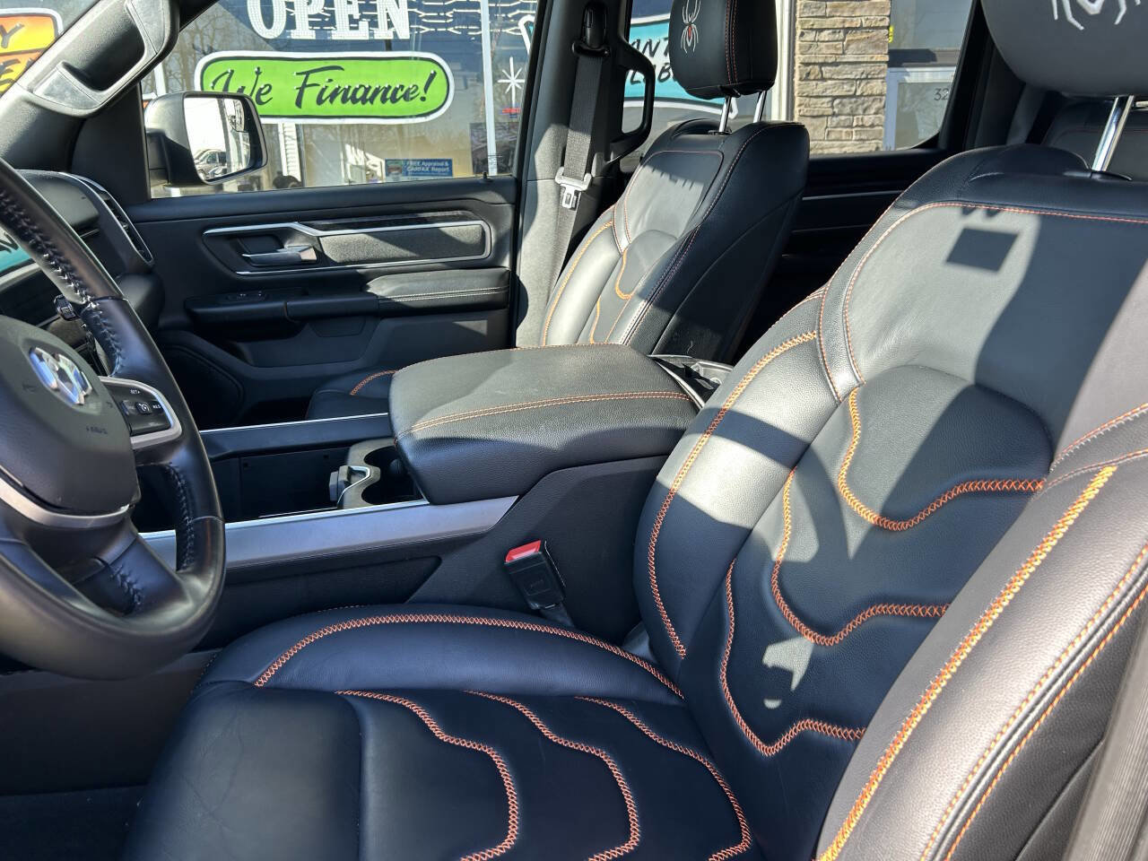 Used 2022 RAM 1500 Big Horn AWD/4WD image 2