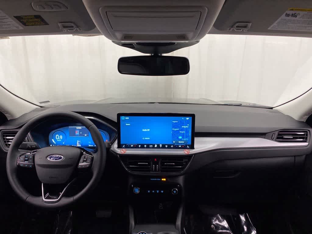 Used 2025 Ford Escape Platinum AWD/4WD image 12
