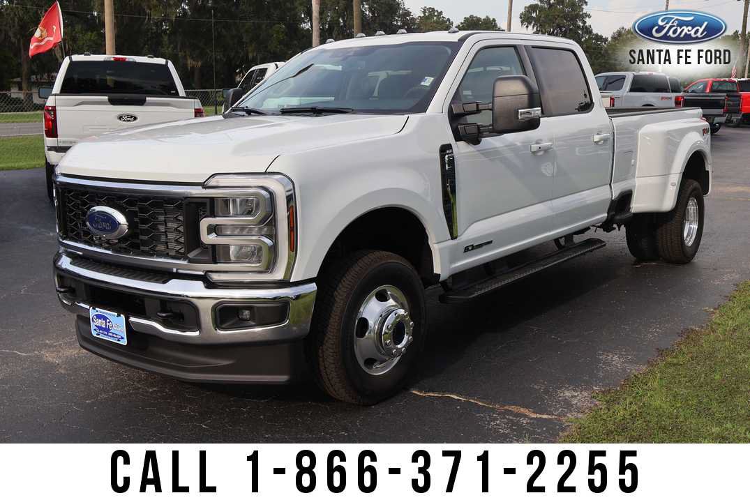 New 2026 Ford F350 XLT w/ XLT Premium Package AWD/4WD image 2